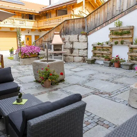 Goellner Hof Apartment Unterwoessen